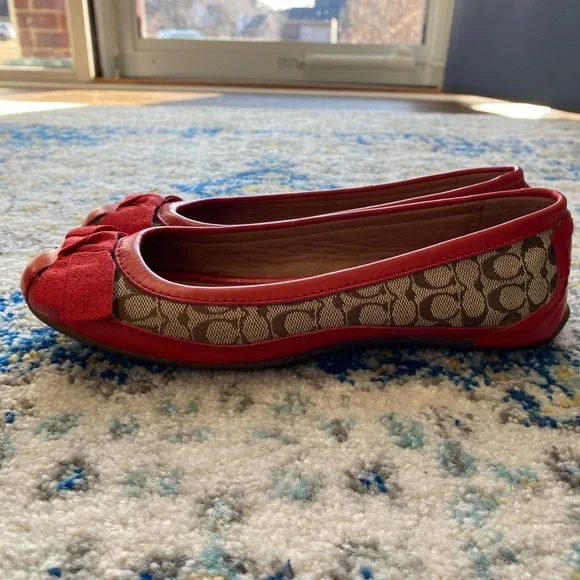Coach Saundra Red leather flat - size 5 EUC - Picture 6 of 9